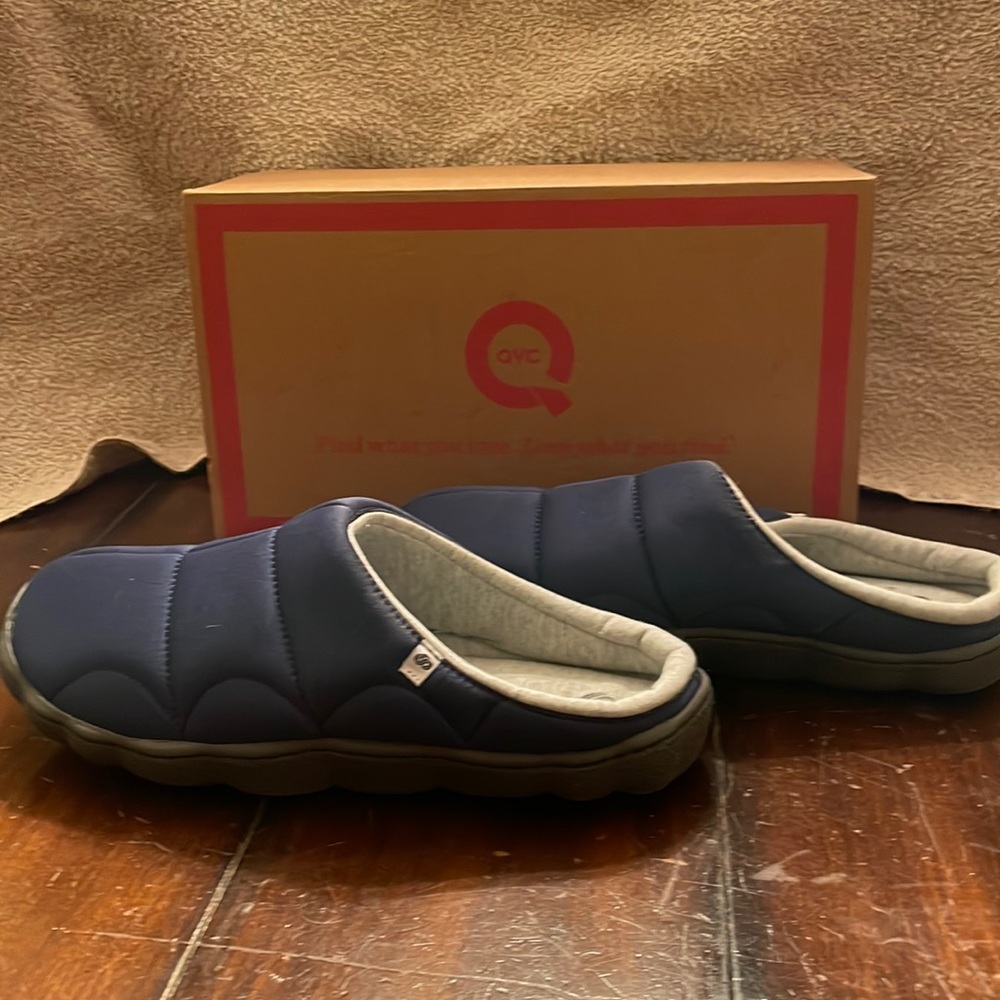 Clarks cloudsteppers navy blue size 10